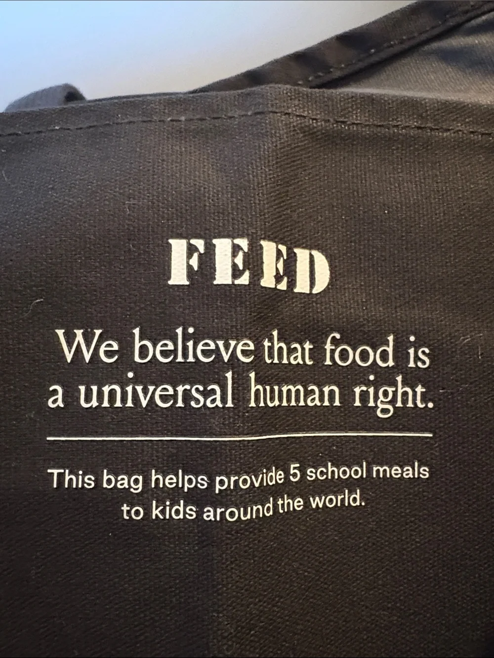 Feed black canvas
